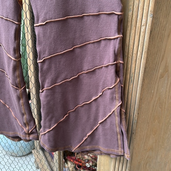 Leom Designs Seaweed Hippie Yoga Pants Leggings - Picture 3 of 9